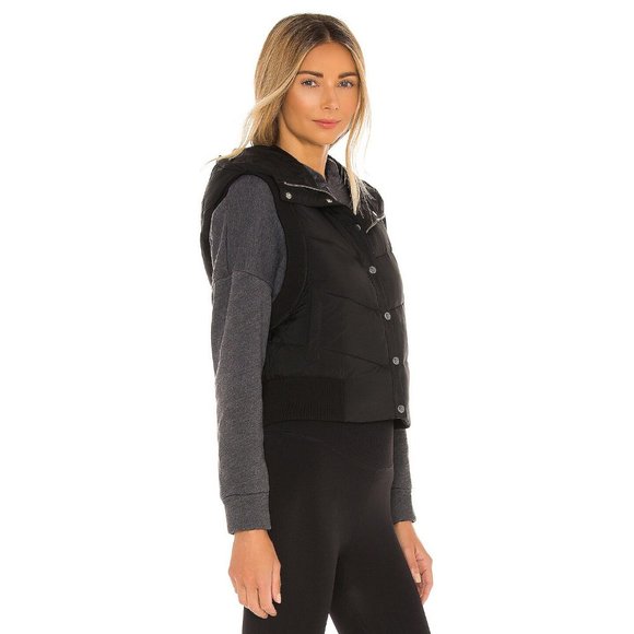 NWT FP Movement Nature Seeker Puffer Vest M - Picture 2 of 5